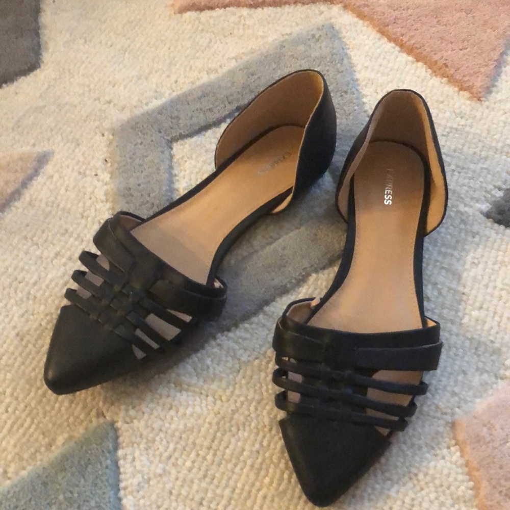Black flats